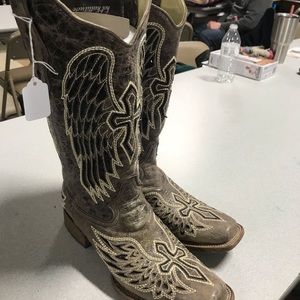Beautiful Corral Boots